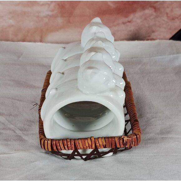 Cat Ceramic White Napkin Ring Set Of 4 with Basket Adorable Kitty Cats Vintage - Picture 4 of 10